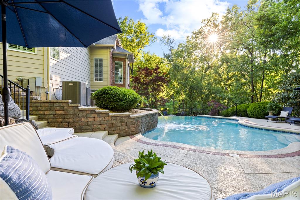 Shepard Oaks - Residential