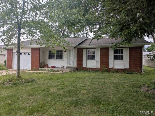 630 CYPRESS LN, SPARTA, IL 62286 - Image e6ef08a0cac7258eee5dcc3cffceaf7d/1553696212