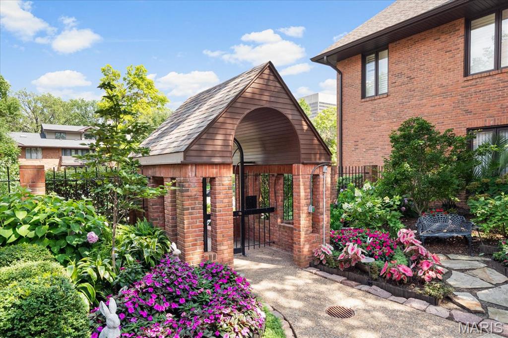 Central Pointe Condo - Residential