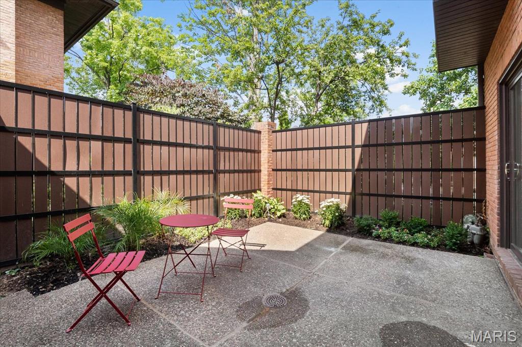 Central Pointe Condo - Residential