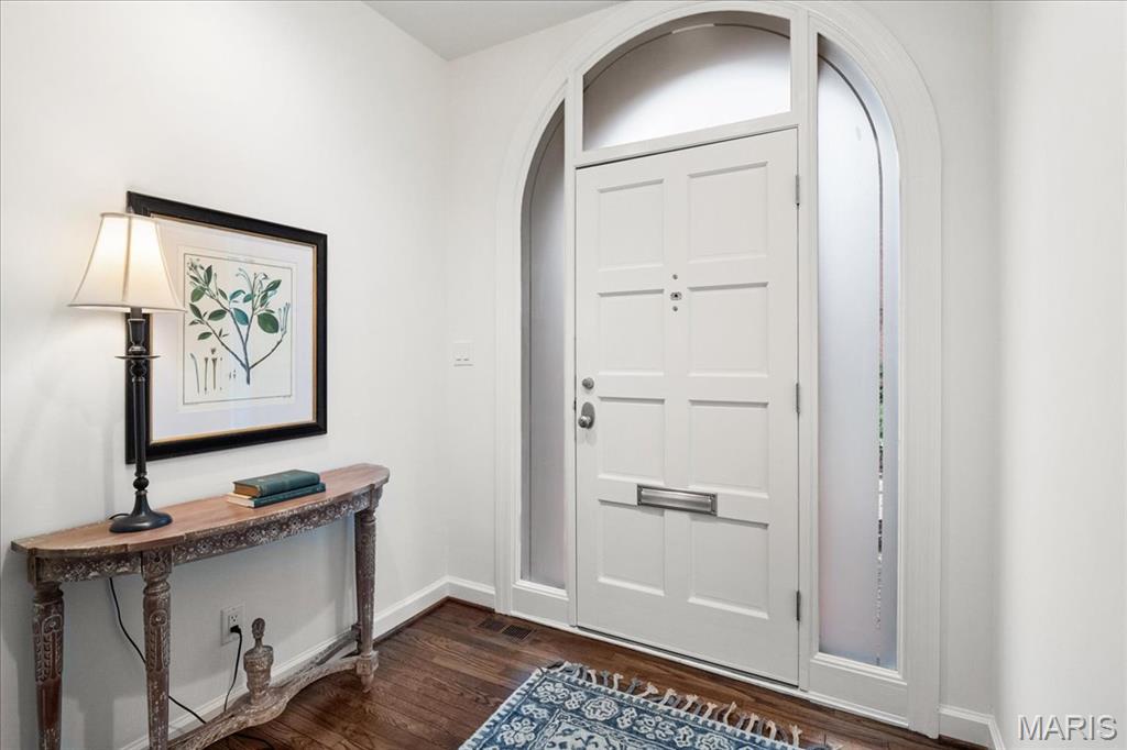 Central Pointe Condo - Residential