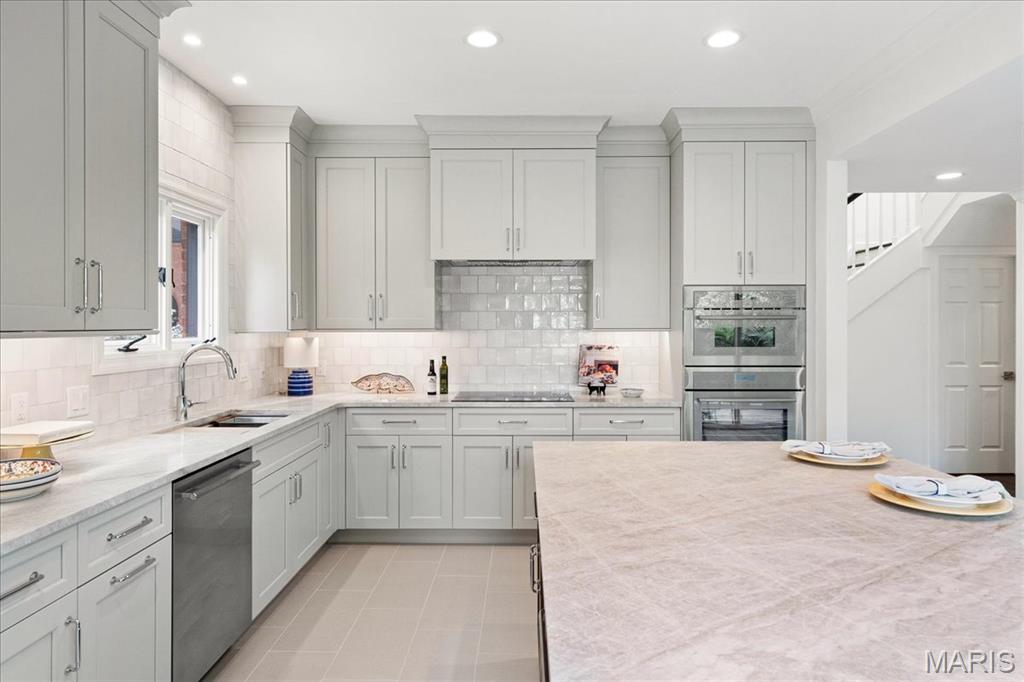 Central Pointe Condo - Residential