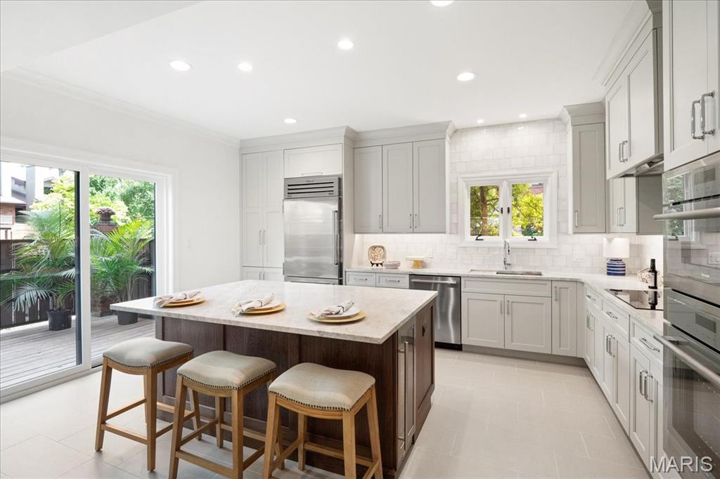 Central Pointe Condo - Residential