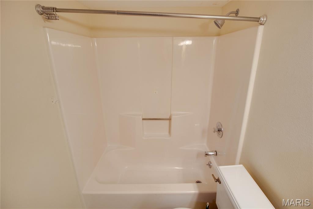 Brentwood Forest Condo Ph Eight - Residential