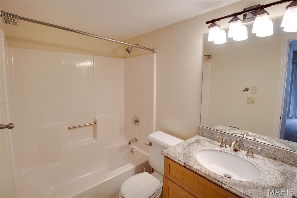 Brentwood Forest Condo Ph Eight - Residential