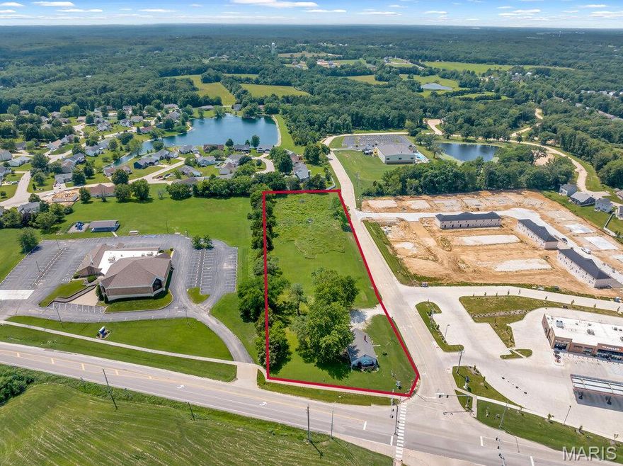 This UNRESTRICTED 3.03ac parcel actually sits in Warren County but adjoins to the City of Warrenton. 187 feet of road frontage on State Highway 47 and 693 feet of road frontage on Warrior Ave. This parcel is located at a major intersection with high visibility and traffic. Located near schools, library, parks, dining and new residential development. Located in Federal Tax Opportunity Zone just one hour west of St. Louis and one hour east of Columbia. Located minutes from Interstate 70.