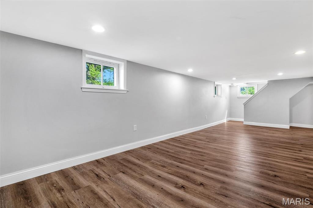 Riverview Gardens - Residential Lease