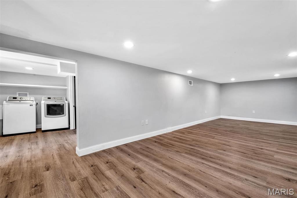Riverview Gardens - Residential Lease