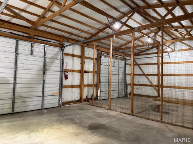 Farmington Indust Park - Commercial Lease