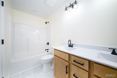 Tiny photo for 200 Love Street, Auxvasse, MO 65231 (MLS # 26031297)