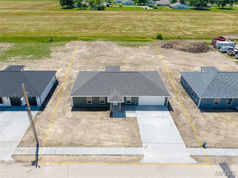 Tiny photo for 200 Love Street, Auxvasse, MO 65231 (MLS # 26031297)