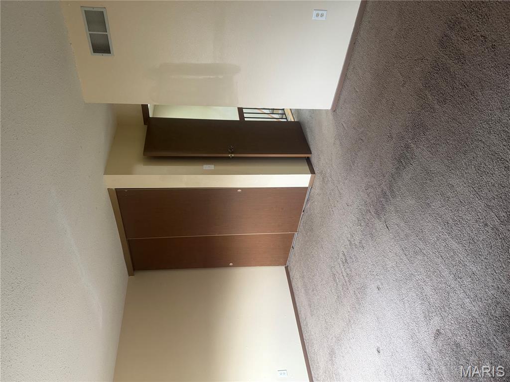 Westport Crossing Condo 1-D - Residential Lease