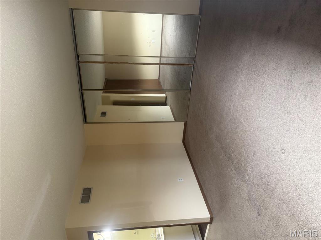 Westport Crossing Condo 1-D - Residential Lease