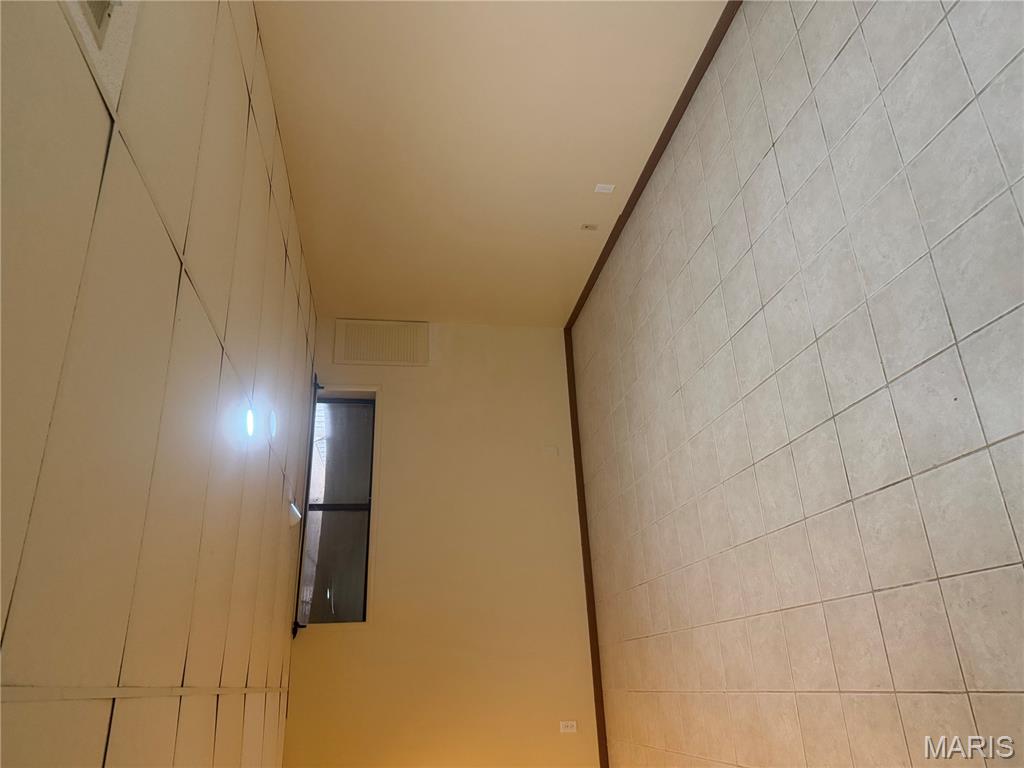 Westport Crossing Condo 1-D - Residential Lease