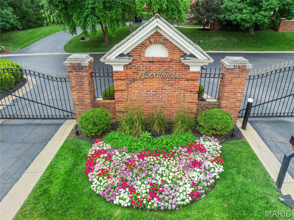 Woodbridge Condo Ph Four - Residential