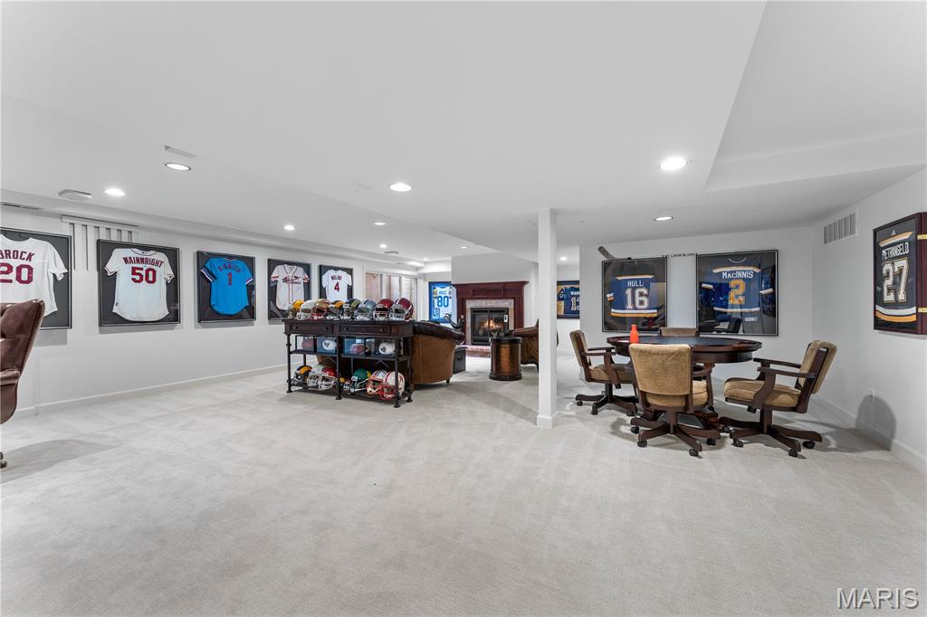 Woodbridge Condo Ph Four - Residential