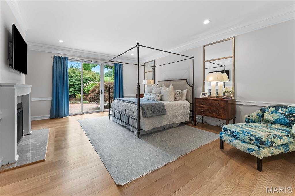 Woodbridge Condo Ph Four - Residential