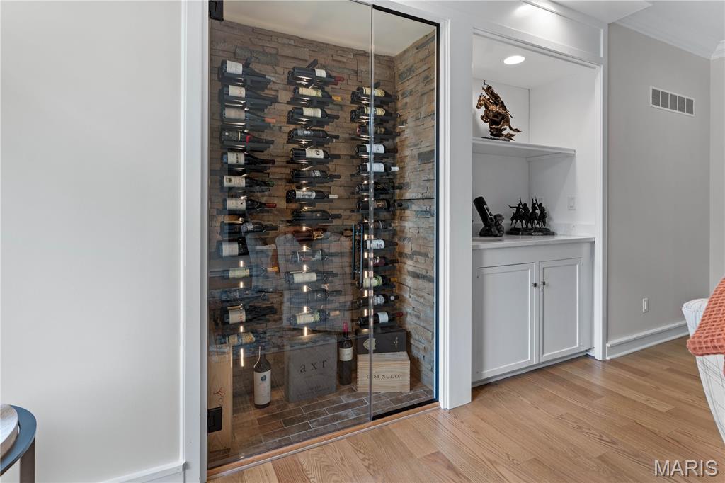 Woodbridge Condo Ph Four - Residential