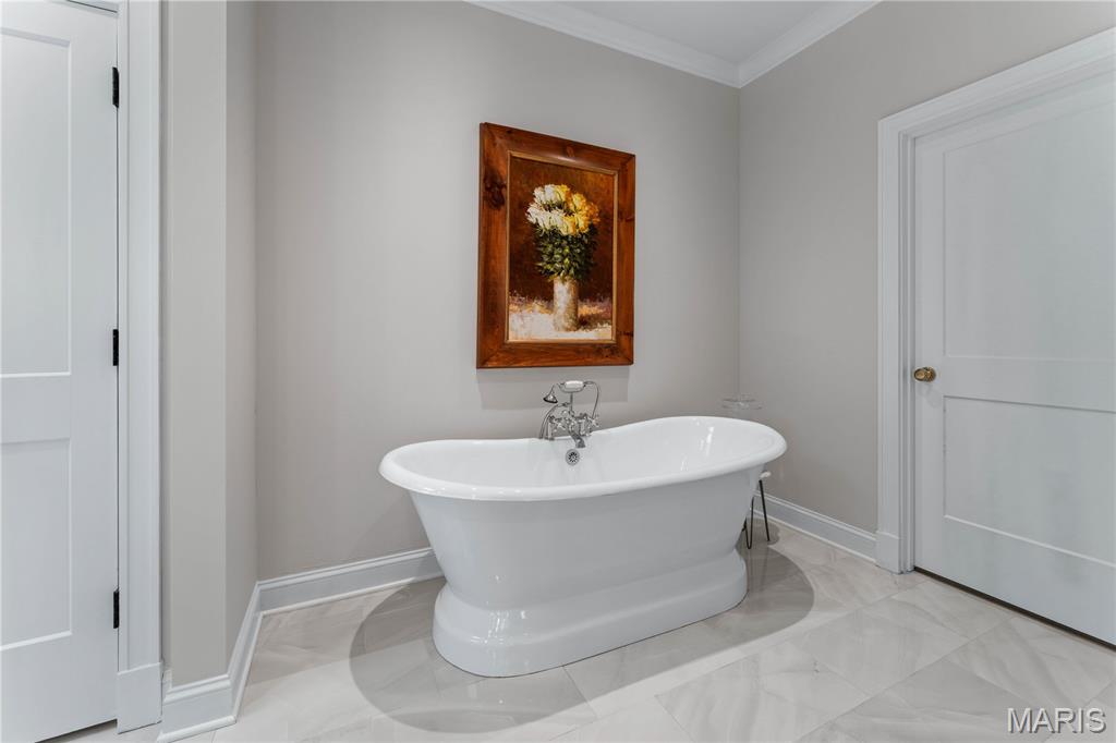 Woodbridge Condo Ph Four - Residential