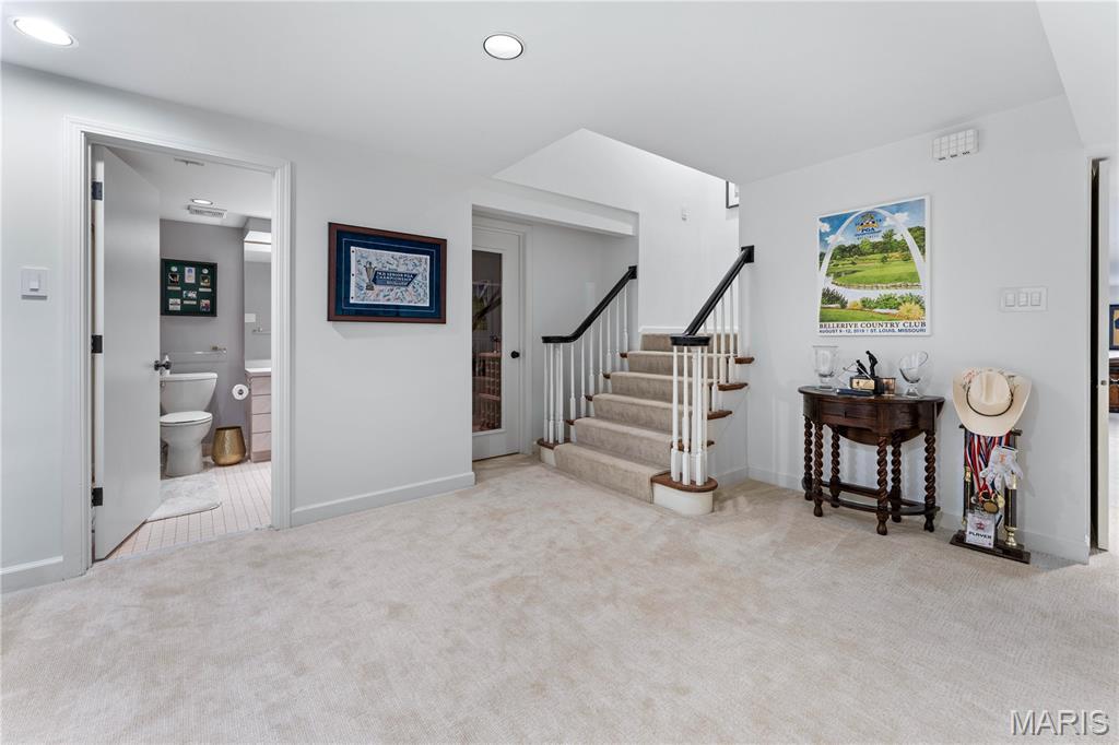 Woodbridge Condo Ph Four - Residential