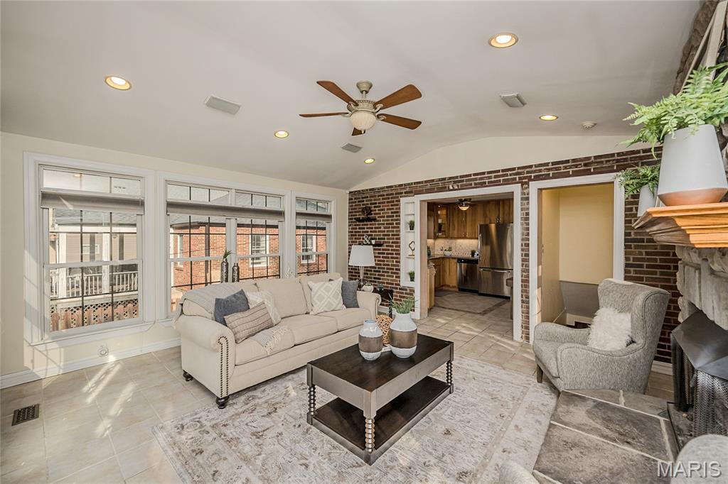 Warwick Place - Residential