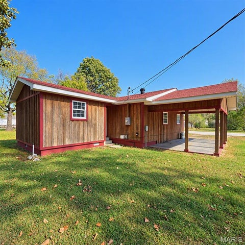 Tiny photo for 214 N Spiker Street, Bernie, MO 63822 (MLS # 26069232)