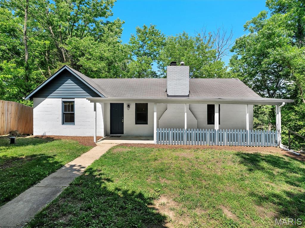 1811 Opeechee Beach Road