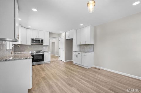Tiny photo for 762 Ambois Drive, Creve Coeur, MO 63141 (MLS # 26027312)