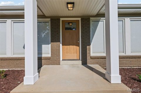 Tiny photo for 762 Ambois Drive, Creve Coeur, MO 63141 (MLS # 26027312)
