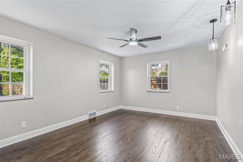Tiny photo for 7356 Dorset Avenue, St Louis, MO 63130 (MLS # 26029297)