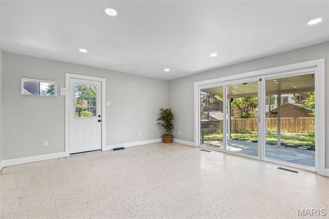 Tiny photo for 7356 Dorset Avenue, St Louis, MO 63130 (MLS # 26029297)