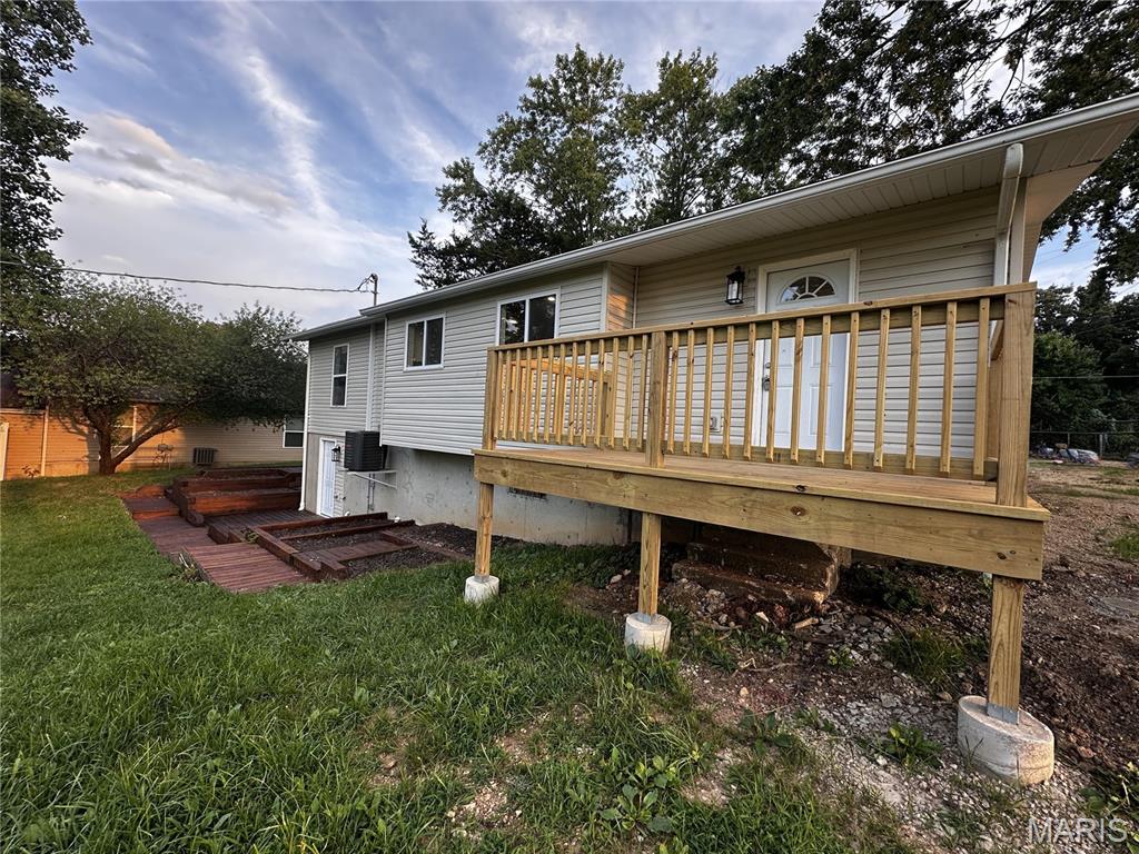 1671 Elmont Road
