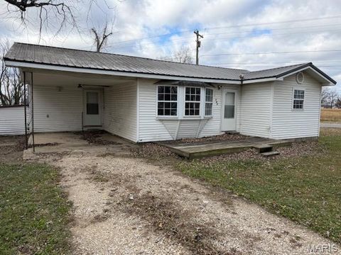 34182 State Highway 25 Advance MO 63730