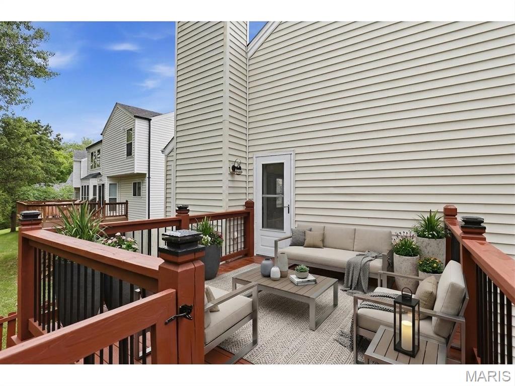 Cascades Five The - Residential