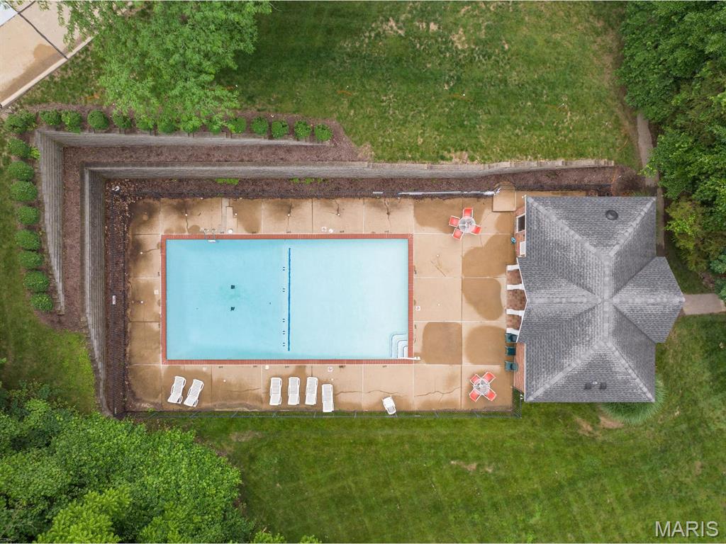 Cascades Five The - Residential