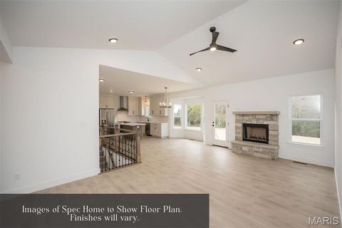 Tiny photo for 11 Oakview Court, Troy, MO 63379 (MLS # 26013965)