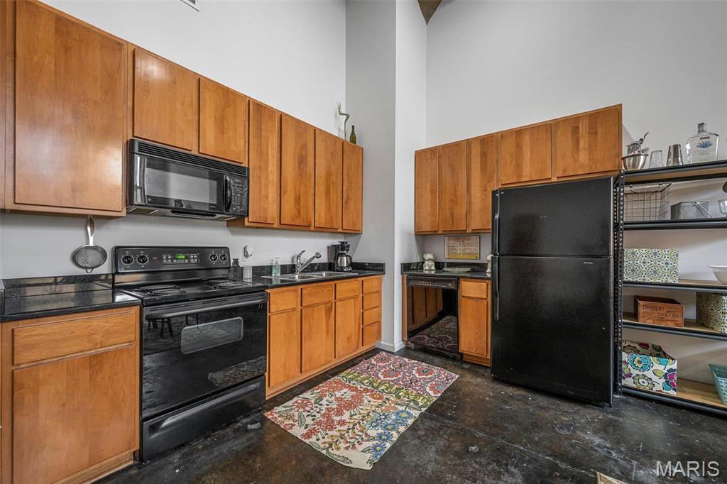 Annex Lofts Condo - Residential