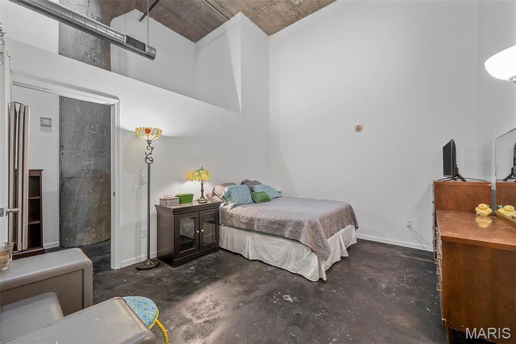 Annex Lofts Condo - Residential