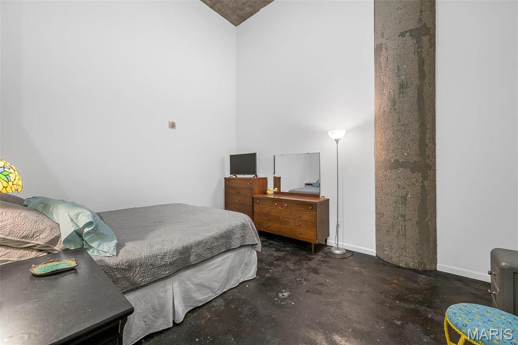 Annex Lofts Condo - Residential