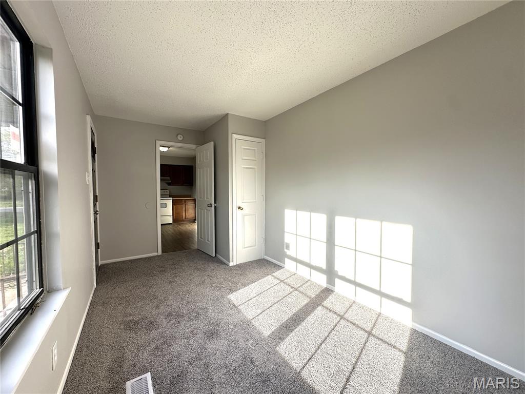 Riverview Gardens - Residential Lease