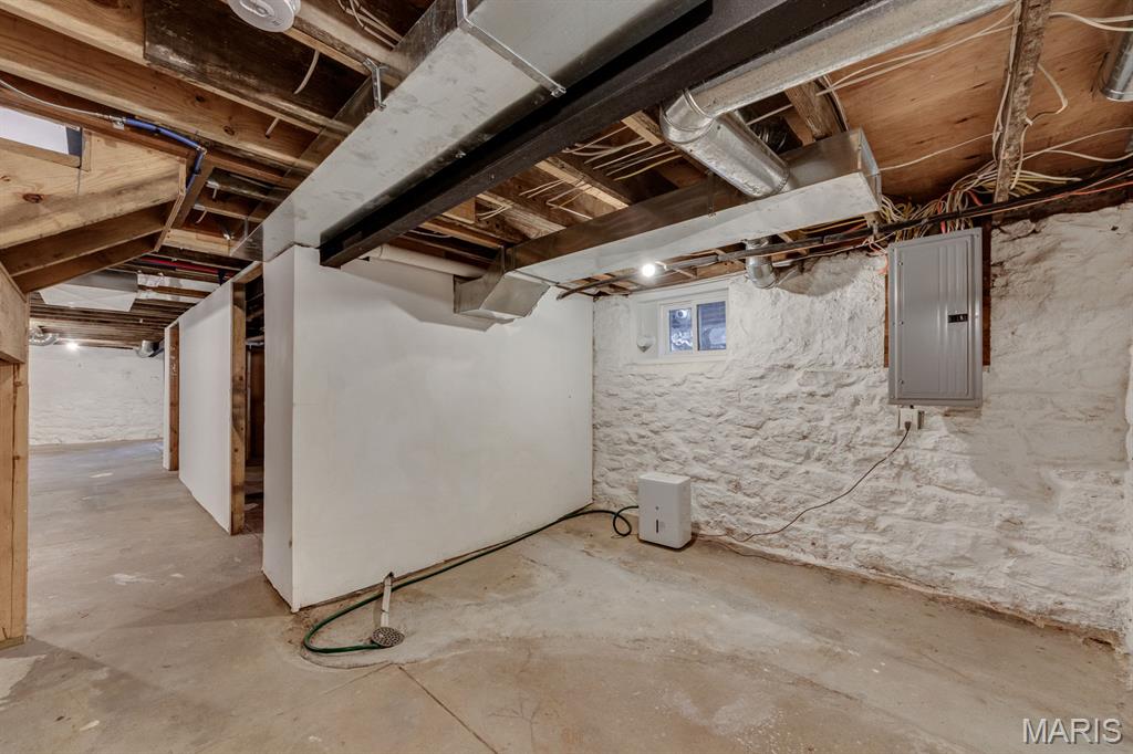 Tyler Place - Residential Lease