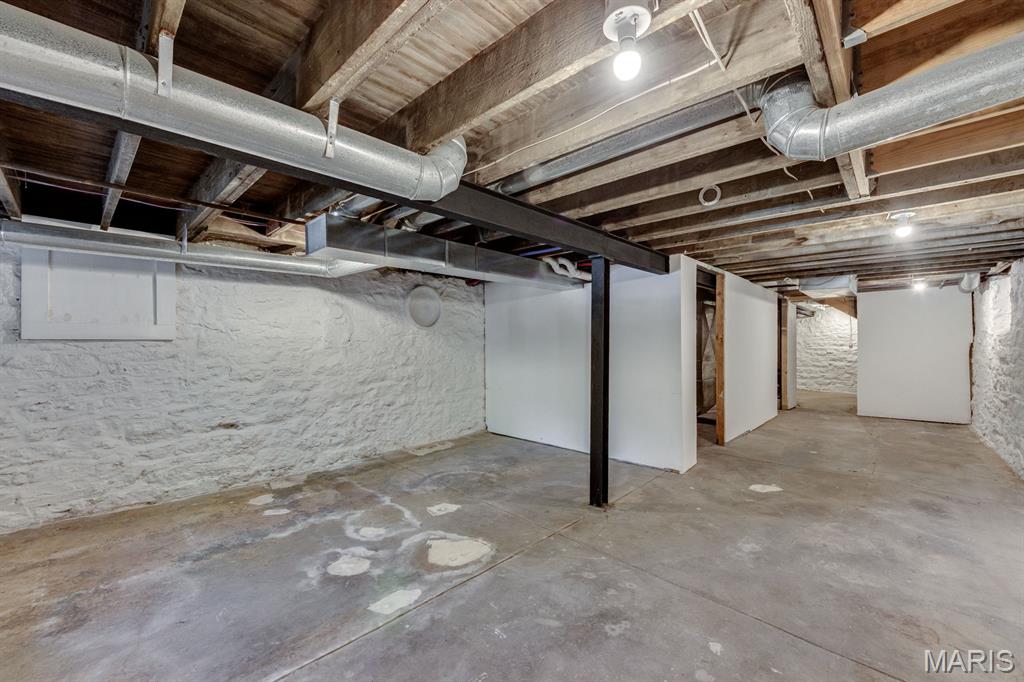 Tyler Place - Residential Lease