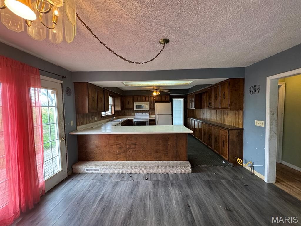 Photo of 1480 CR 476, Poplar Bluff, MO 63901 (MLS # 26019682)