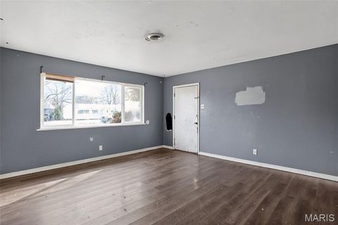 Tiny photo for 4423 Dabney Drive, St Louis, MO 63134 (MLS # 25077336)