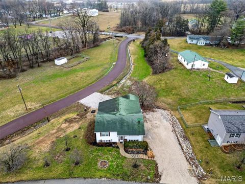 Tiny photo for 920 N 7th Street, Elsberry, MO 63343 (MLS # 26012888)
