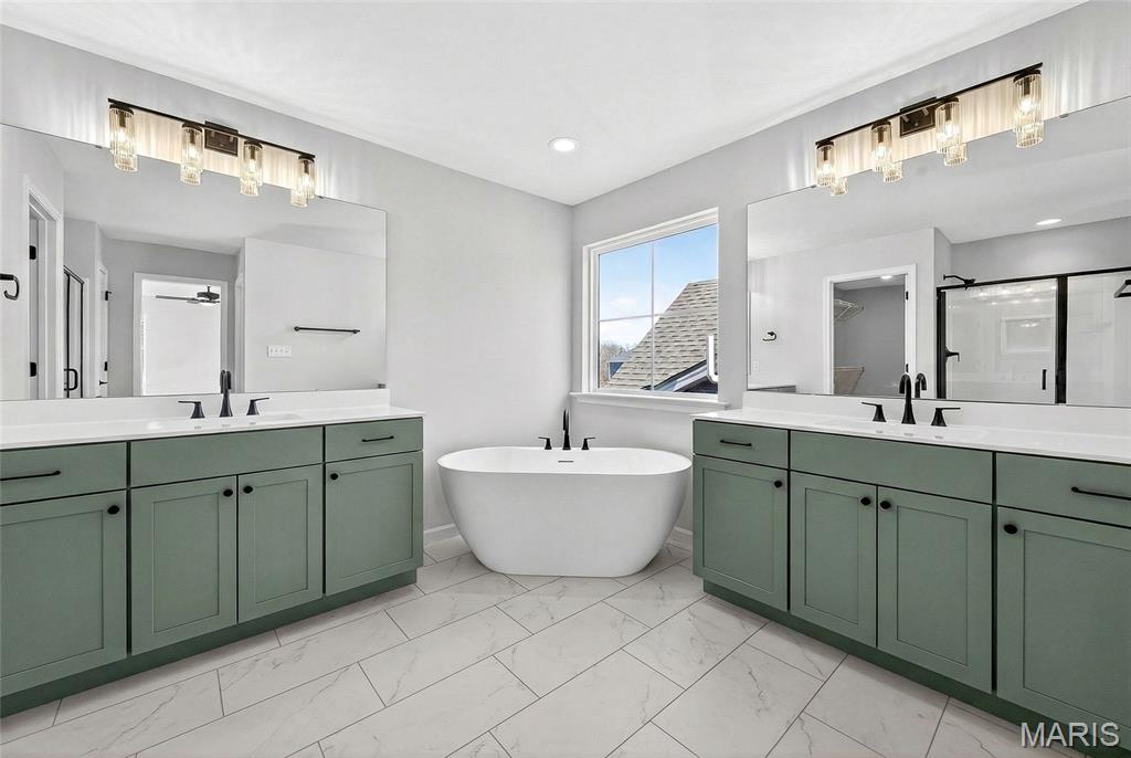 Ryehill Manor - Residential