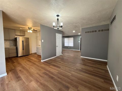 Tiny photo for 601 Wickford Way, Ballwin, MO 63021 (MLS # 26004146)