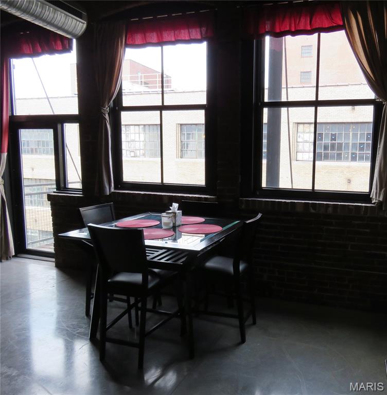 1113 Washington Avenue 713