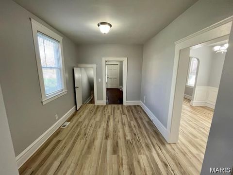 Tiny photo for 7148 Kensington Avenue, St Louis, MO 63143 (MLS # 25082928)