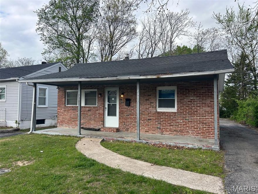 INVESTOR SPECIAL!!! Don't miss this solid 2 bedroom 1 bath ranch in Saint Louis County, Missouri. Home features large bedrooms, huge eat in kitchen, main floor laundry and full basement. This property is being sold as-is with seller not providing disclosures, warranties or repairs. Capture instant equity and cash flow with this single family home!
